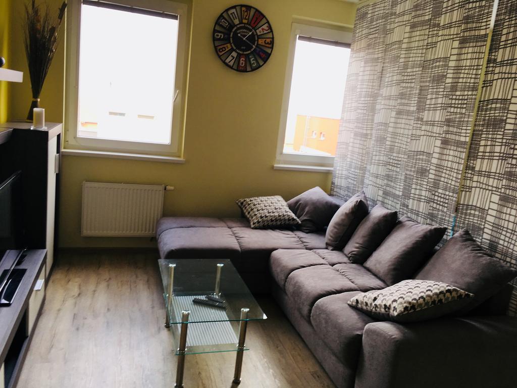 זנוימו Apartman Jarosova מראה חיצוני תמונה